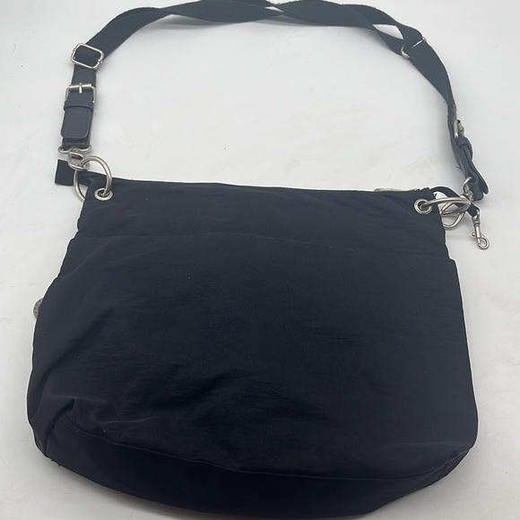 Baggallini Black Nylon Crossbody Bag with small wallet. BP1986A - Picture 5 of 13